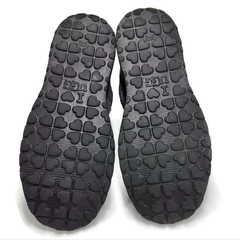 UGG I Heart Rock 'N Roll Grey Printed Hearts Black Studded Pull-On Short Boots - Picture 15 of 15